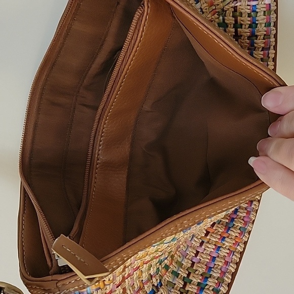 Vtg LIZ CLAIBORNE Y2k Pastel Rainbow Metallic Basket Tweed Carpet Baguette Bag - Picture 8 of 9